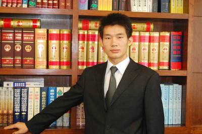 專業(yè)法律顧問，護航您的權益 走近廣東天勝律師事務所譚必龍律師